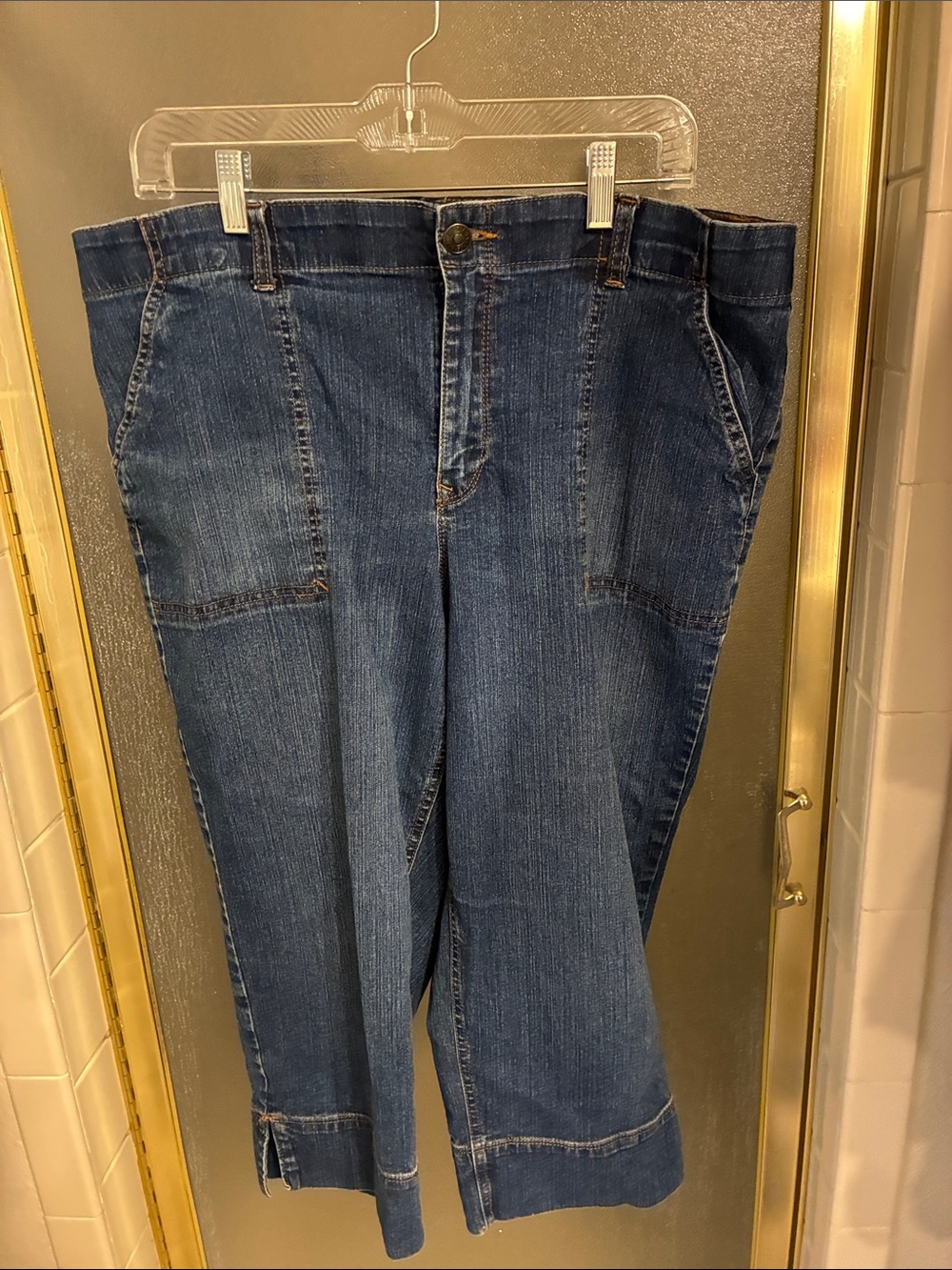 Gloria Vanderbilt Dark Blue Cropped Denim Jeans